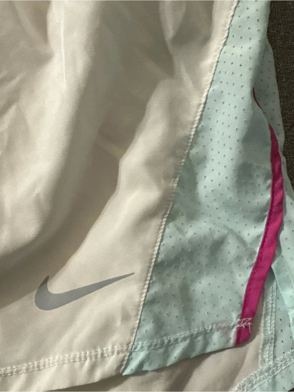 NIKE WOMENS XL LOT OF TWO ATHLETIC RUNNING SHORTS EUC